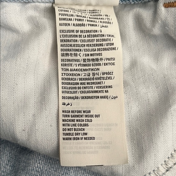 Abercrombie & Fitch Light Blue Denim Shorts used good condition - Picture 9 of 10